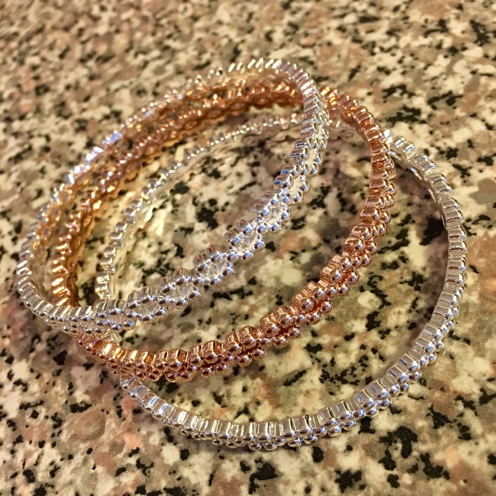 💓NWOT💓Rose Gold & Silver Bangle Set